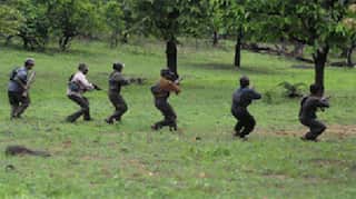 Naxalites disrupt railway operation in Patna-Howrah mainland