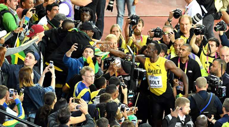 Justin Gatlin wins 100m world title