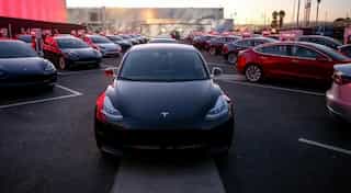 Tesla's Model 3 production strategy: Junk bonds on offer