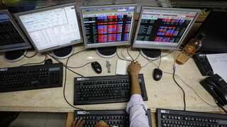 Sensex dips further after govt crackdown on tax evasion
