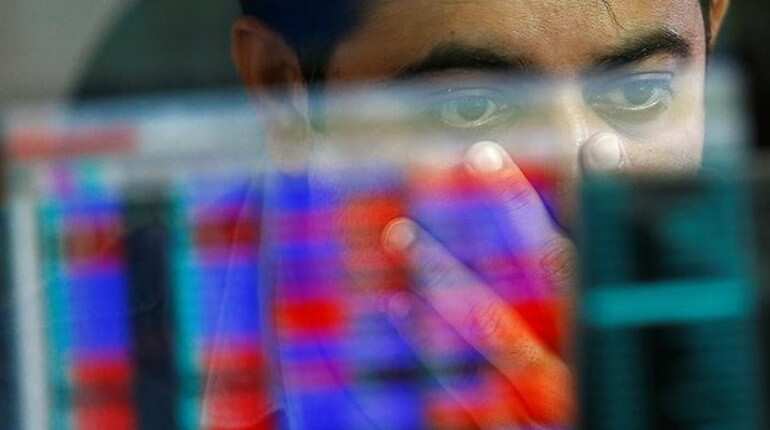 Sensex extends decline, Tata Motors skids
