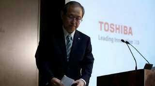 Toshiba CEO: wants to close chip business sale by end-March