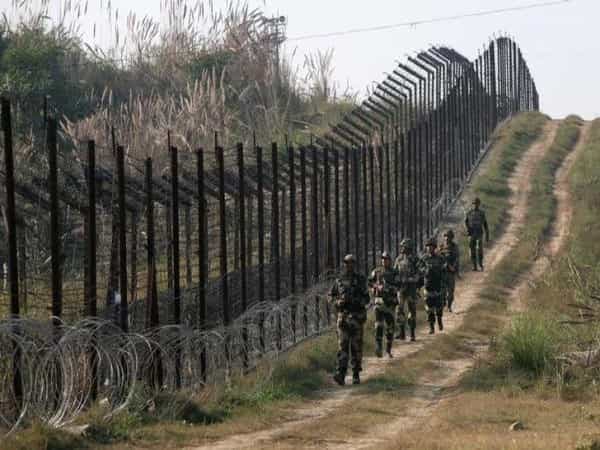 Four civilians injured in Pakistani firing along LoC in J-K's Baramulla