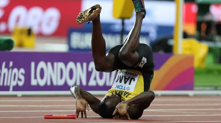 Bolt falls down