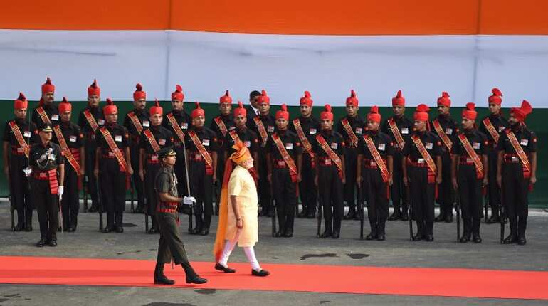 PM Modi inspects guard of honour