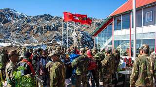Independence Day: Indian, Chinese troops exchange sweets at Nathu La, 25 km from Doklam