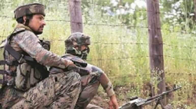 Jammu and Kashmir: Pakistan violates ceasefire in Poonch, Indian Army retaliates Jammu and Kashmir: Pakistan violates ceasefire in Poonch, Indian Army retaliates