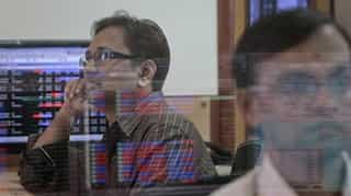Sensex jumps 154 points in early trade