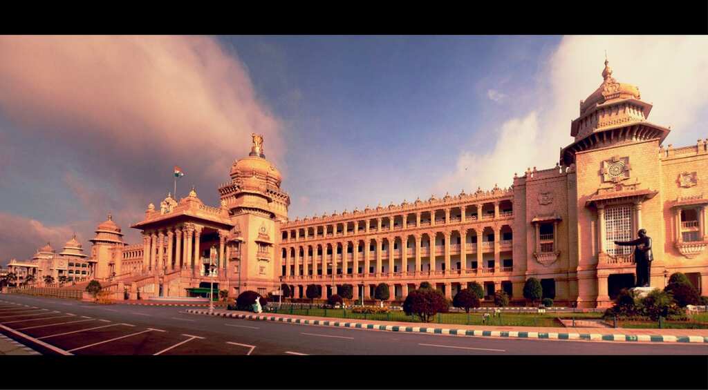 Karnataka: Security beefed up around Vidhana Soudha ahead of trust vote