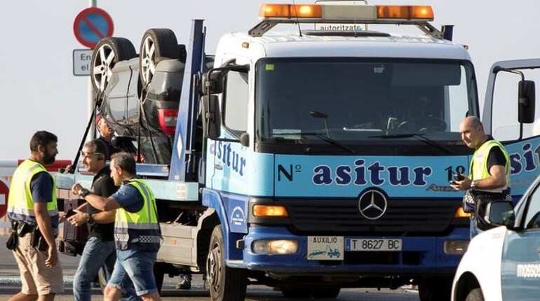 Spain attacks: Police shoot dead 5 suspects in Cambrils