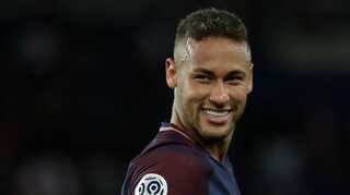 Neymar dazzles on home debut, PSG thump Toulouse 6-2