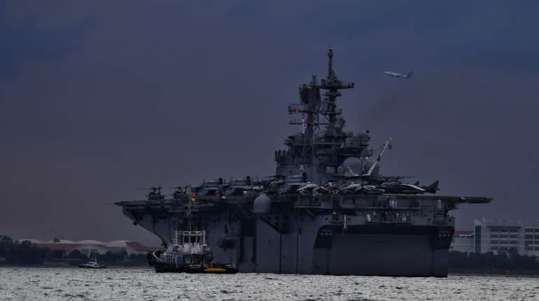 US Navy announces fleet-wide probe after new warship collision