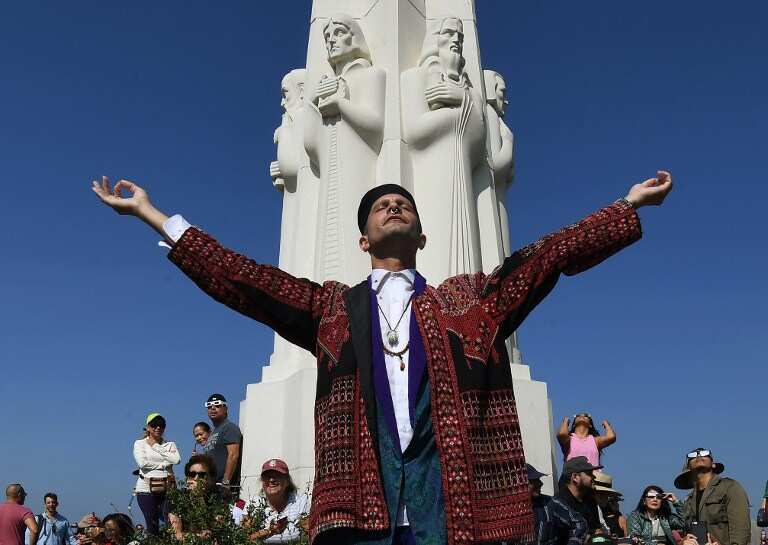 A ceremony in the presence of the sun