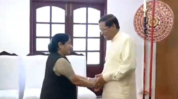 Indian foreign minister meets Sri Lankan president
