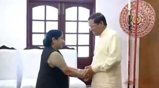 Indian foreign minister meets Sri Lankan president