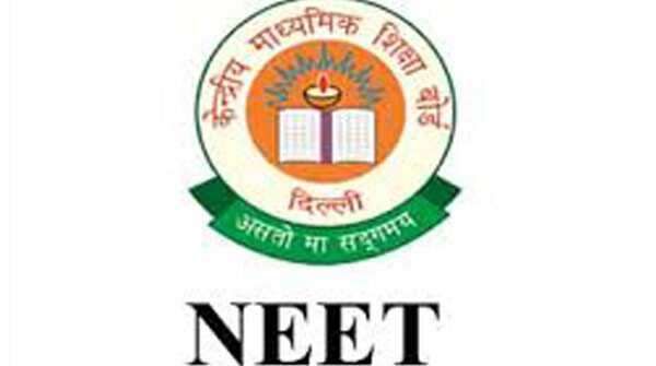 Tamil Nadu girl who moved SC against NEET commits suicide Tamil Nadu girl who moved SC against NEET commits suicide
