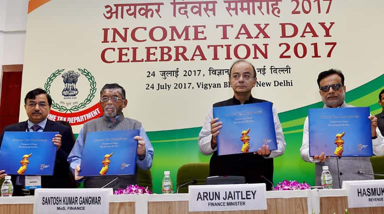 Deadline for filing Income Tax Returns extended till October 31 Deadline for filing Income Tax Returns extended till October 31