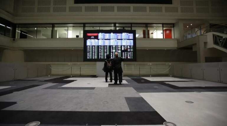 Global stocks on defensive after selloff on North Korea fears