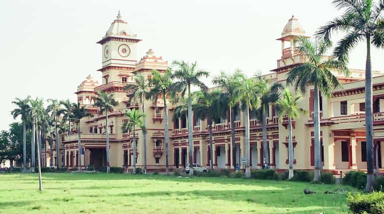 BHU asks student to leave girls' hostel for showing 'tendencies of being homosexual'