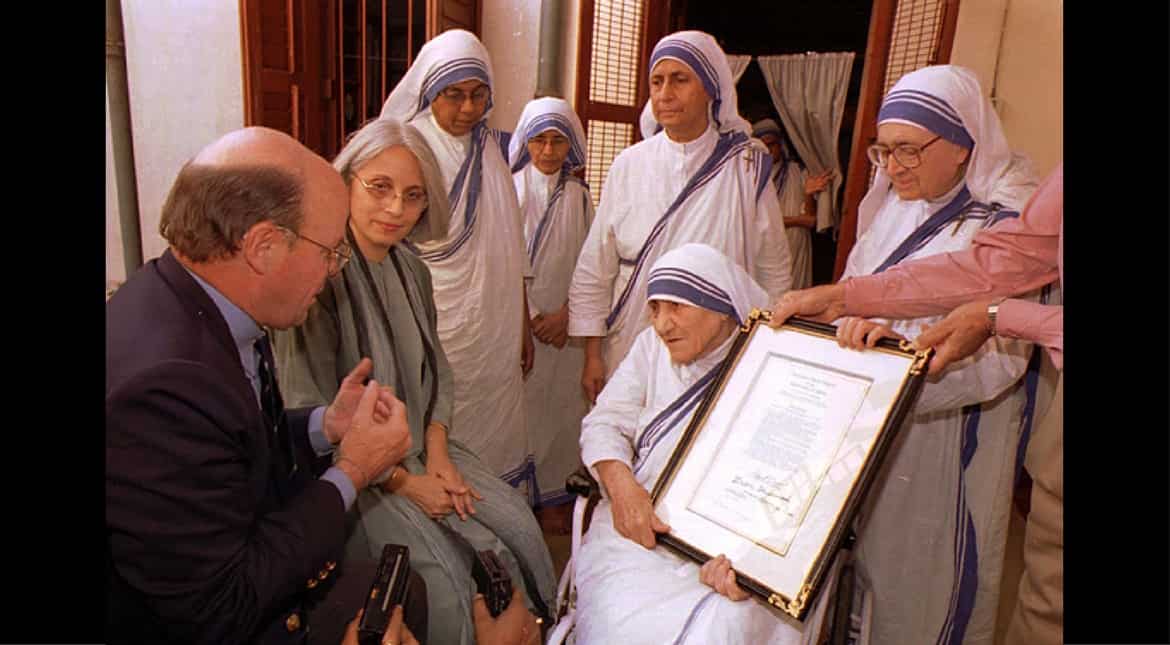 Honorary United States citizenship to Mother Teresa