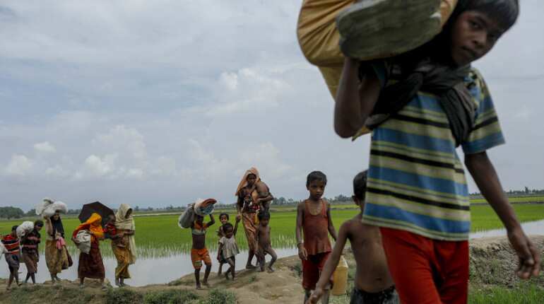 Bangladesh buries Rohingya shot dead in Myanmar