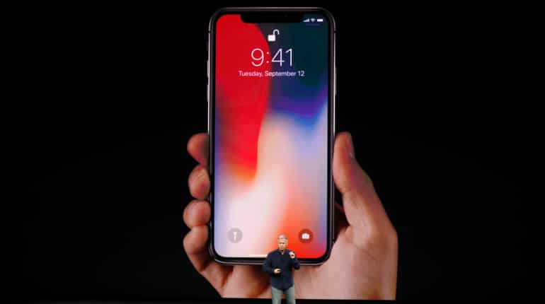 iPhone X to be launched with severe shortage supply