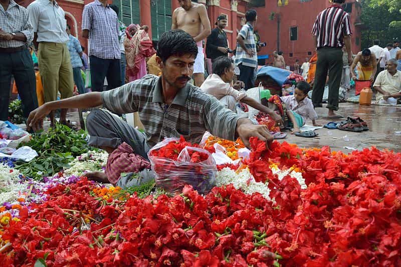 Florists at Jagannath ghat