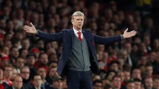 Wenger denies sending message to Sanchez with rare Cup start