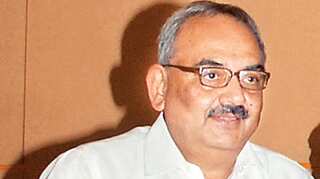 Former Home Secretary Rajiv Mehrishi takes oath as CAG