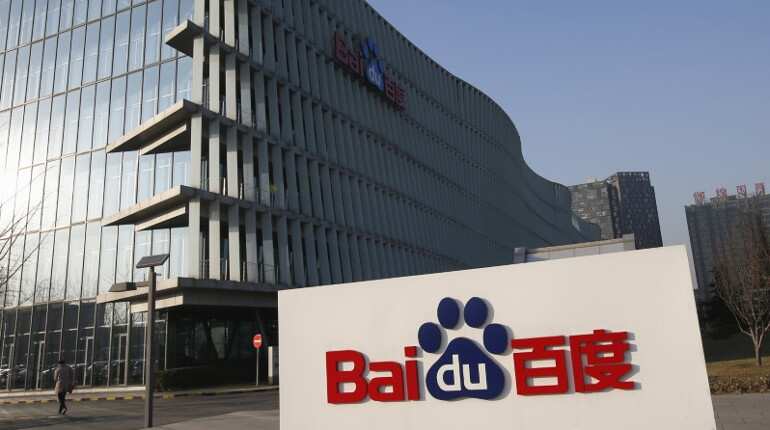 BlackBerry surges on deal with Baidu for self-driving cars