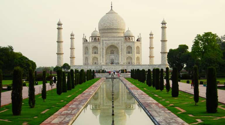 Taj Mahal not on list of UP tourist spots