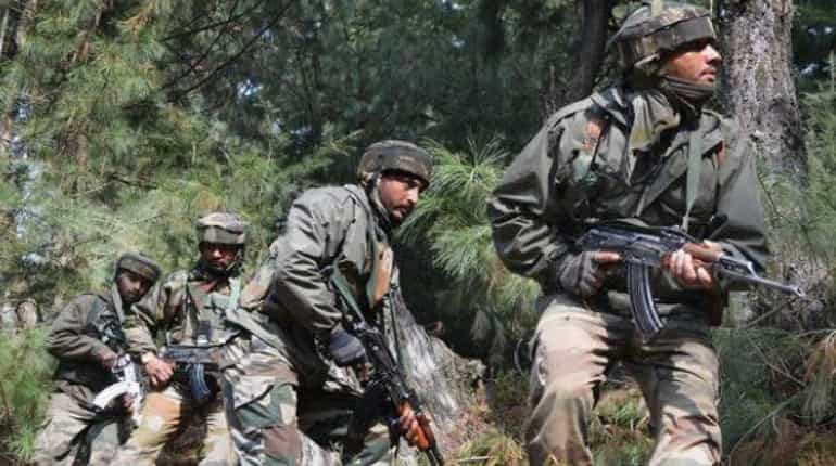 J&K: Pakistan troops open fire along LoC in Poonch J&K: Pakistan troops open fire along LoC in Poonch