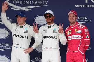 Formula One: Hamilton hits back with 'crazy' Japan pole