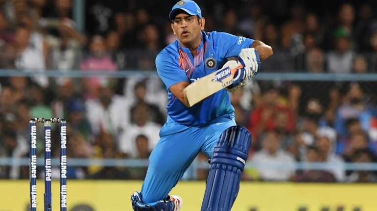 Opinion: Dhoni and Indian middle order need revamping before World Cup 2019 Opinion: Dhoni and Indian middle order need revamping before World Cup 2019