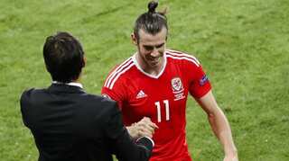 Want Coleman to stay Wales manager: Bale