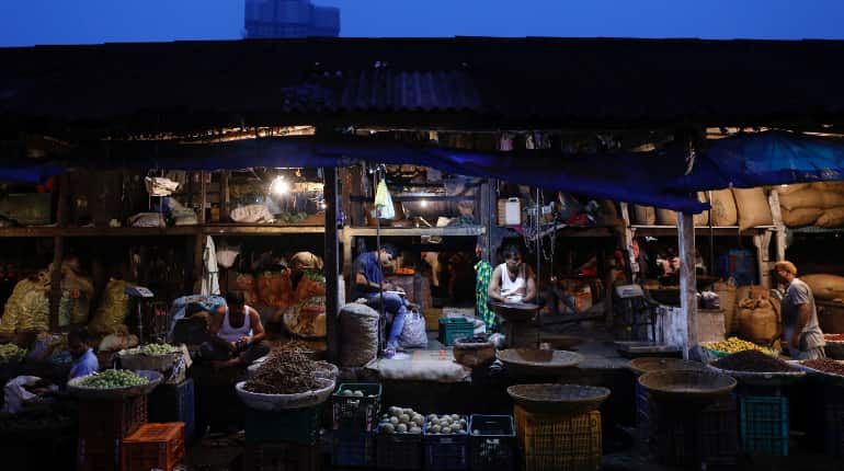 Wholesale inflation falls to 2.6% in September