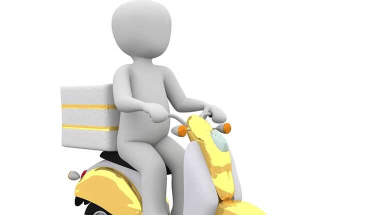 Diwali deliveries: those who shoulder the festive burden Diwali deliveries: those who shoulder the festive burden