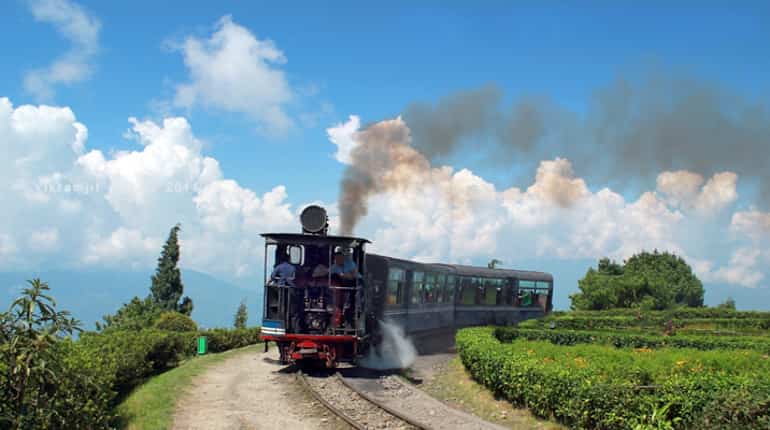Toy train service in Darjeeling hills to resume from October 25 Toy train service in Darjeeling hills to resume from October 25