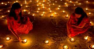 Over 3 lakh diyas lit on banks of Saryu river in new world record