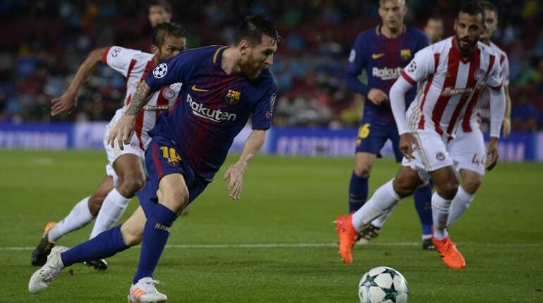 Champions League: Messi joins 100-goal club as Barcelona beat Olympiakos