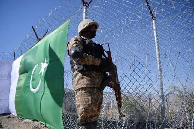 Pakistan hails new Afghanistan border fence to curb militancy