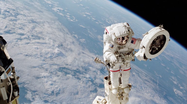 US spacewalkers begin third October repair mission