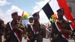 9 killed in Qaeda attack on south Yemen military base
