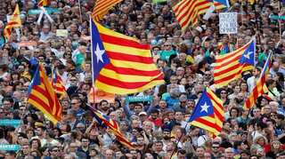 Violence escalates in Barcelona after 500,000 separatists rally