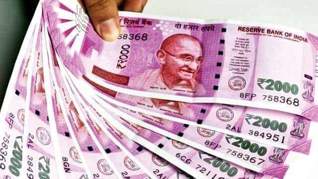 Cash ban, GST disruptions to pull down India's GDP growth: Poll Cash ban, GST disruptions to pull down India's GDP growth: Poll