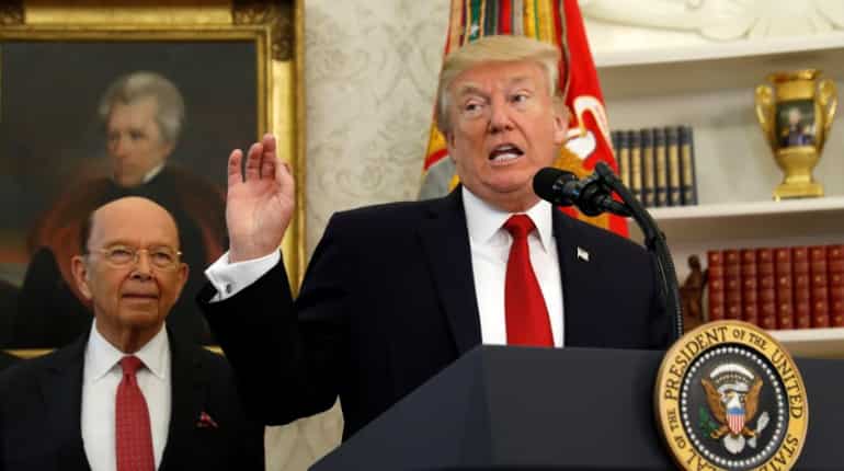Trump congratulates Xi after Chinese leader tightens grip on power