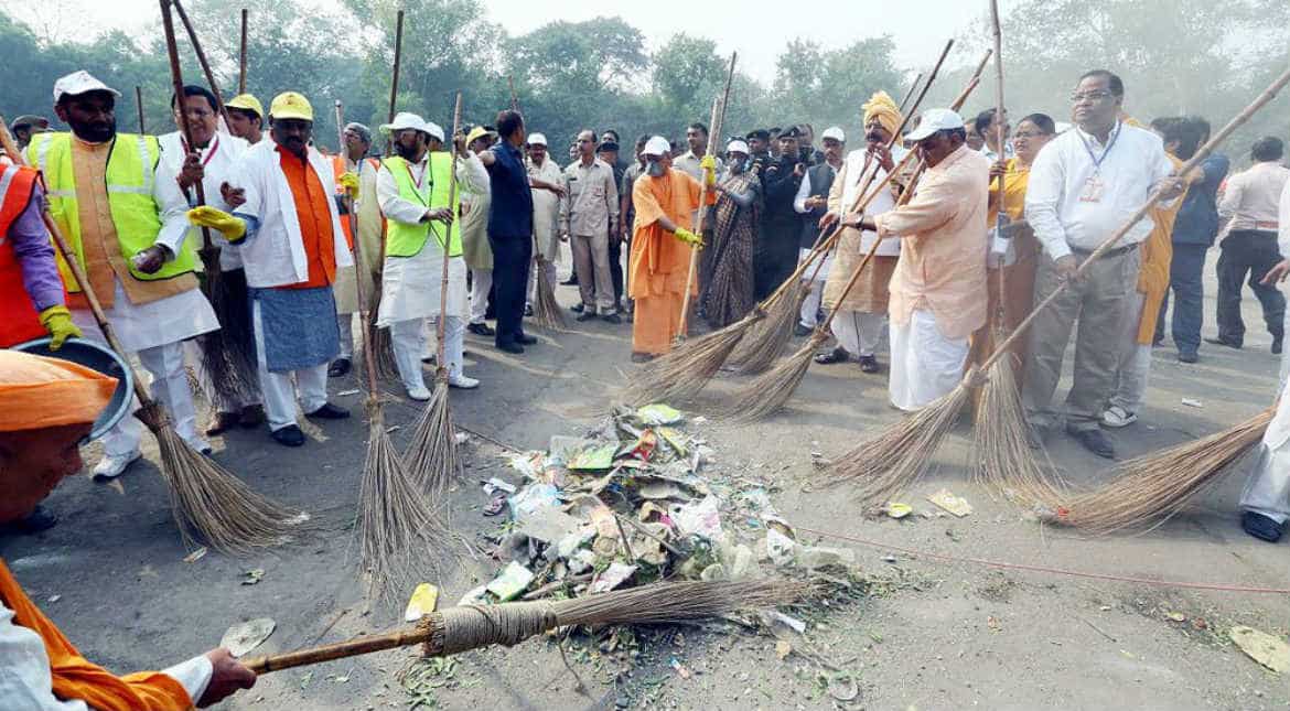 'Lord Rama's kamaal': Akhilesh Yadav's jibe at Yogi Adityanath's Taj Mahal visit