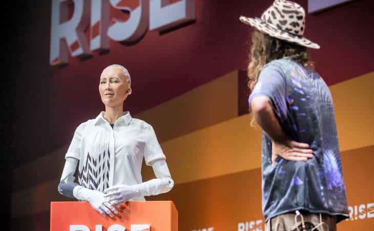 Saudi Arabia becomes first country to grant citizenship to robot Saudi Arabia becomes first country to grant citizenship to robot