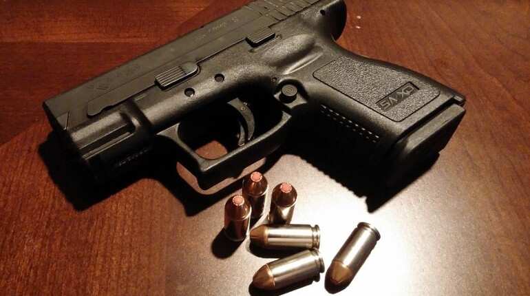 WATCH: 2 groups fire at each other in Gurgaon bar, 2 hospitalised