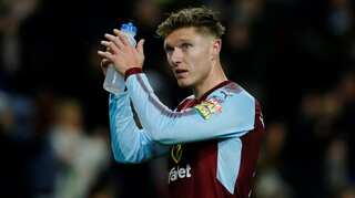 Hendrick strikes late as Burnley beat Newcastle